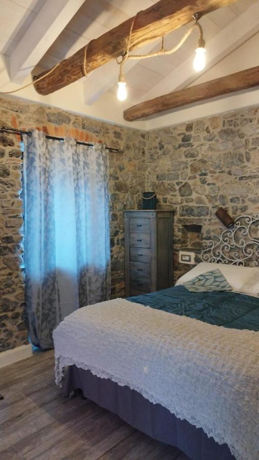 La Pietra Di Sersa Quaratica Ngoại thất bức ảnh